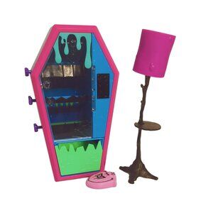 Monster High Student Lounge Vending Machine, Floor Lamp, Pink Pillow Replacement